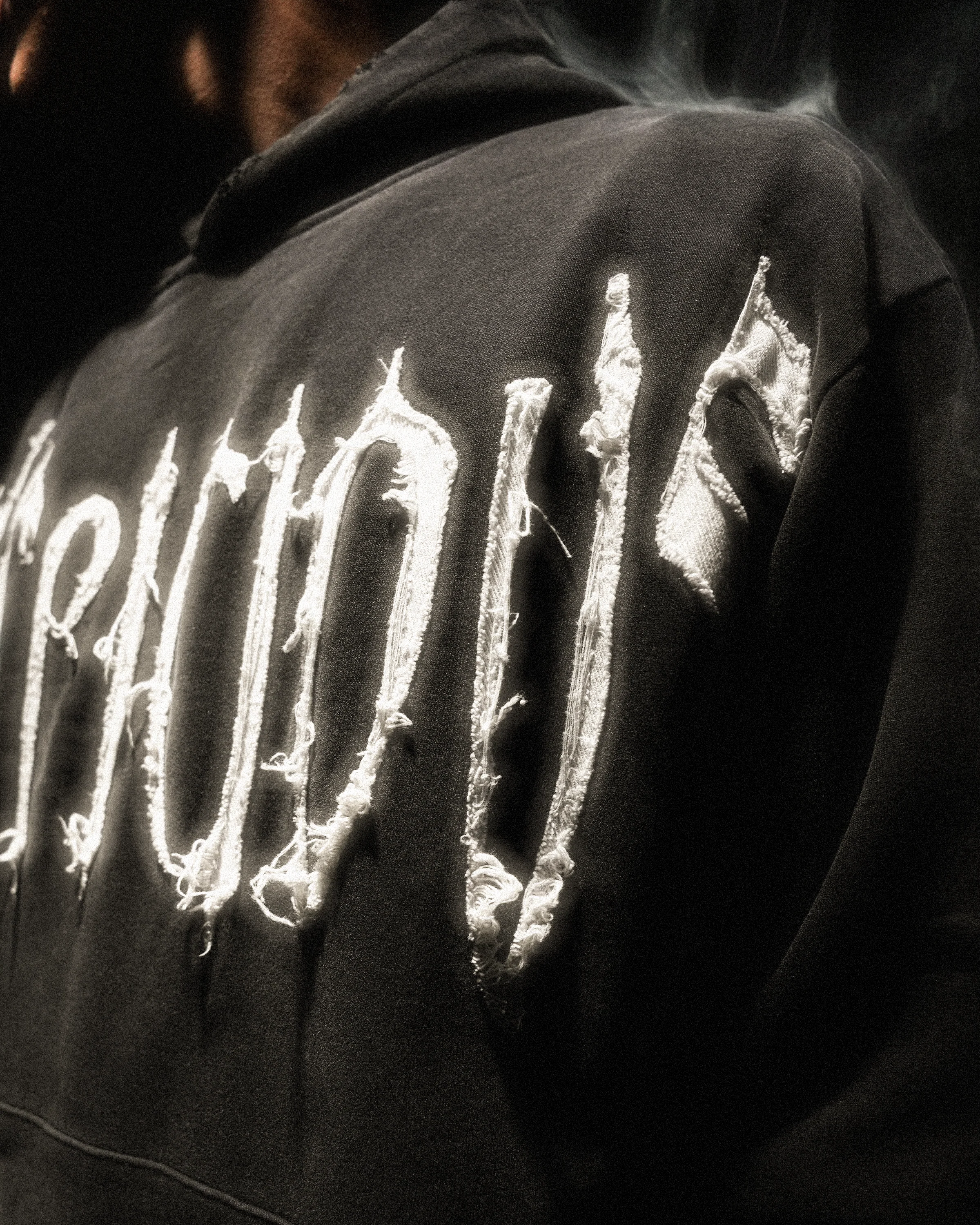 1968 (NOIR) HOODIE - Image 5