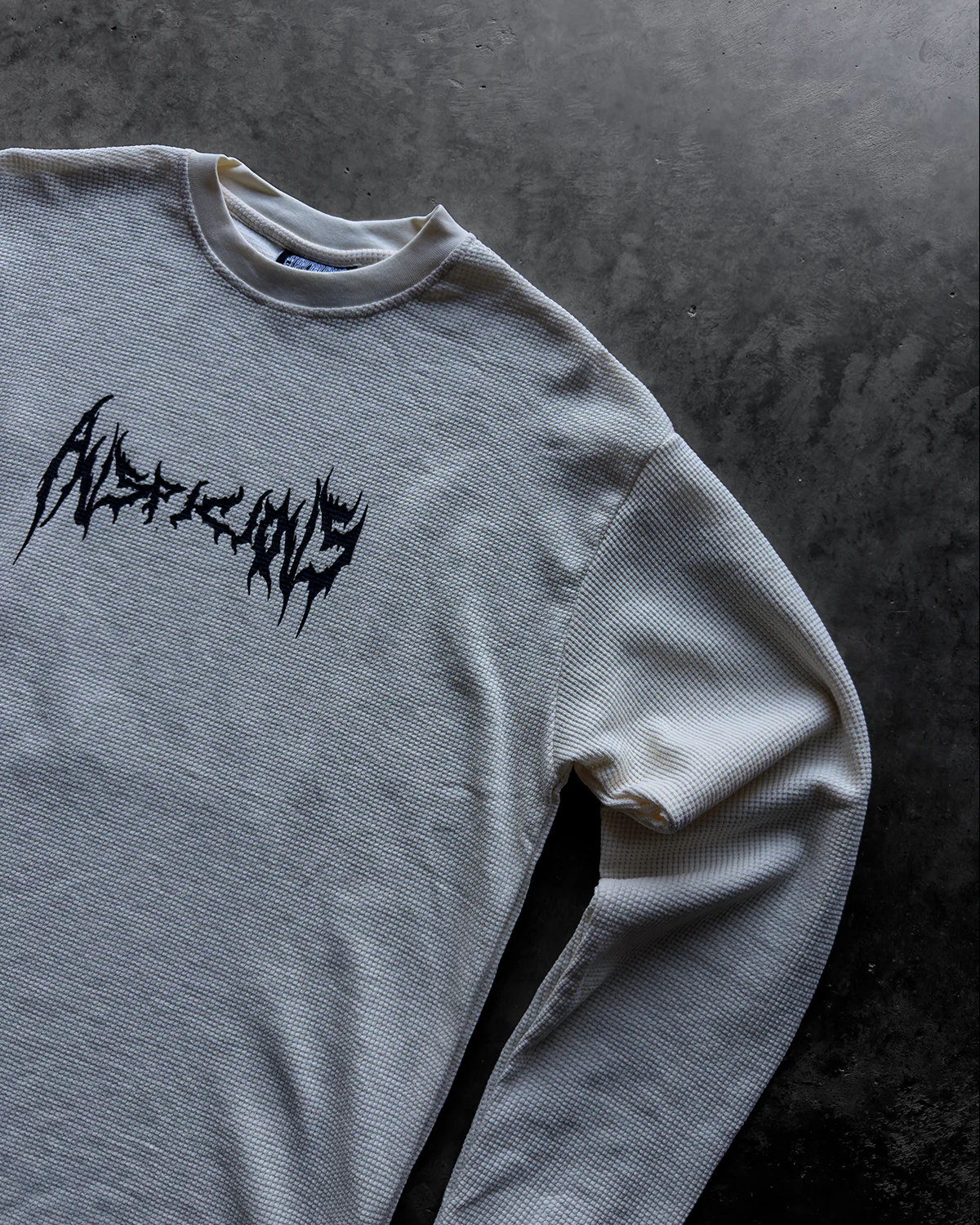 IVORY ARACHNID WAFFLE LONGSLEEVE - Image 4
