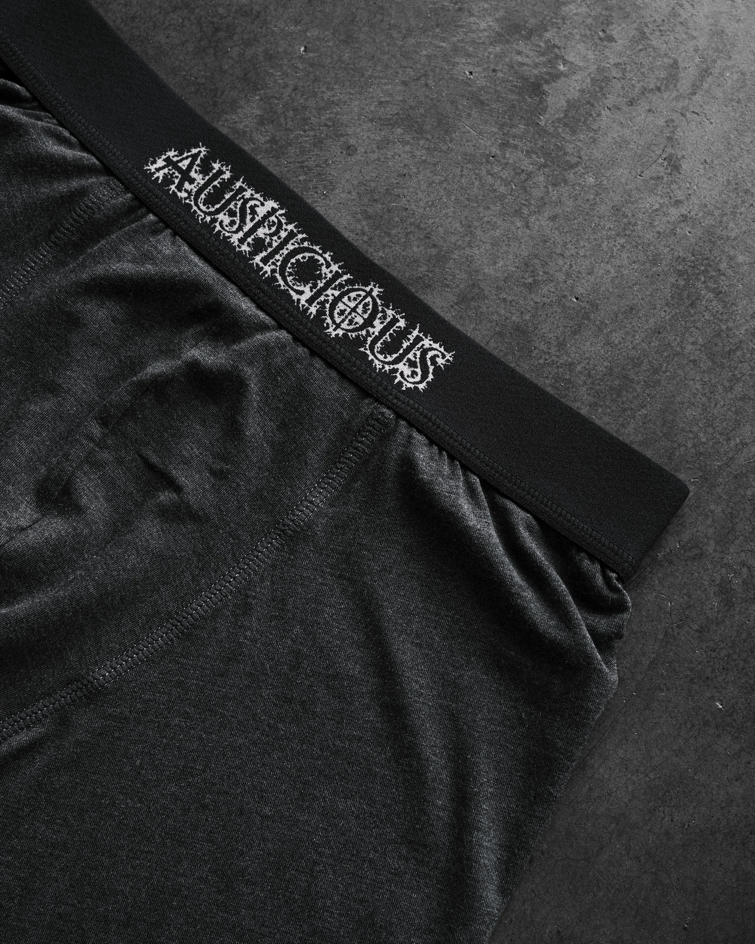 "RAVEN" UNDERWEAR - Image 4