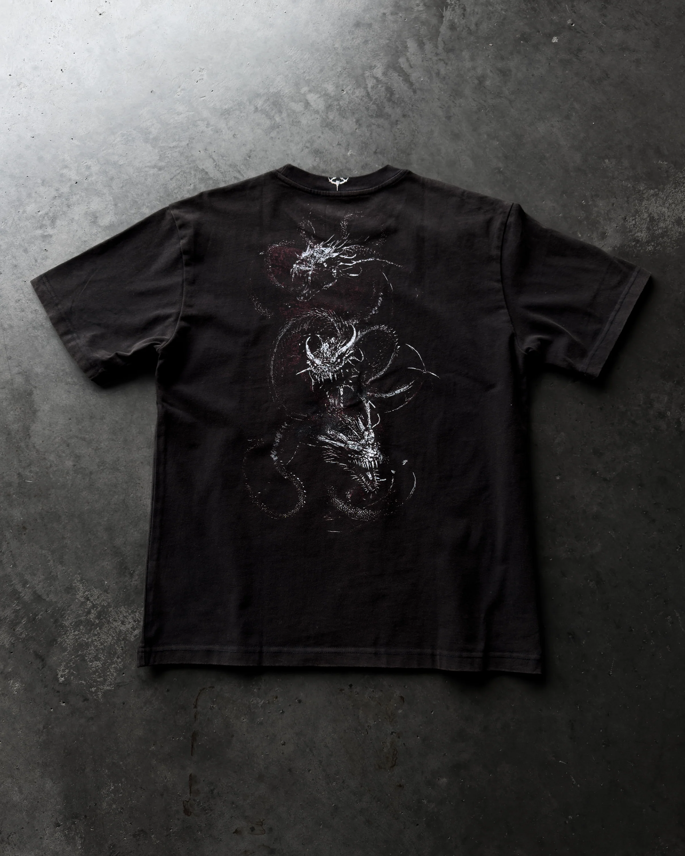 "SERPENTS FATE" RUST WASHED OVERSIZED TEE - Image 4