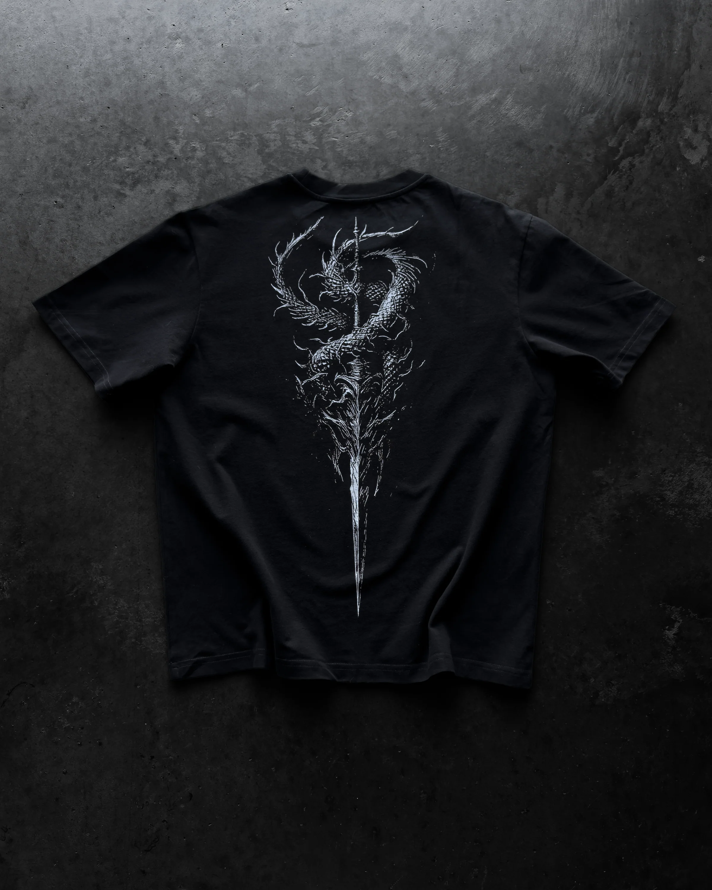 "SPIKE" TEE - Image 4